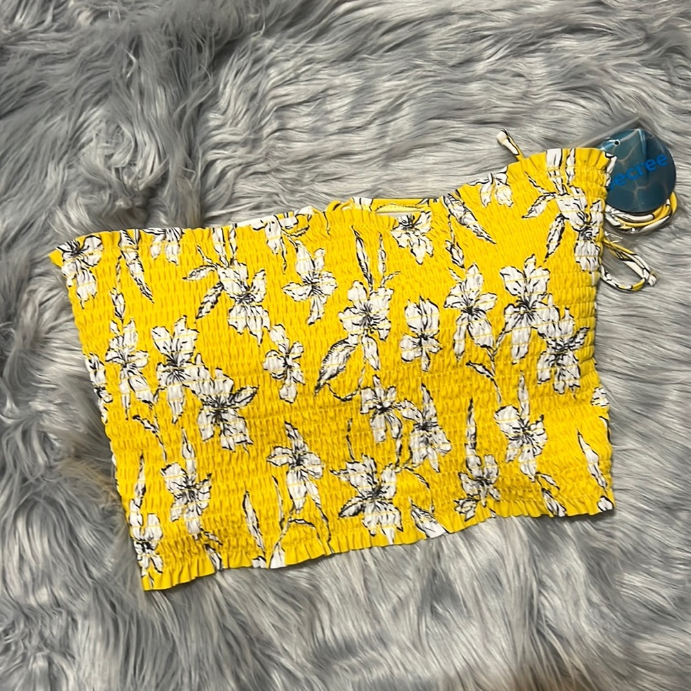 NWT Decree yellow / white floral Lemon Candy XXL swim top